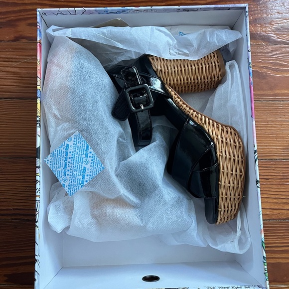 Jeffrey Campbell Amma Sandals - Picture 7 of 8